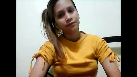 girly online show from December 2024 12:18:02 PM