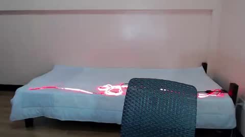 sophia daisy  online show from September 2025 11:30:01 PM