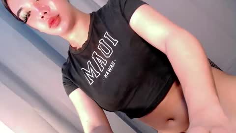 sweet_katrina69 online show from November 2025 01:48:02 AM