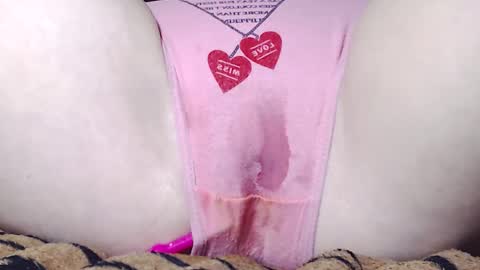 Kitten online show from February 2025 12:06:01 PM