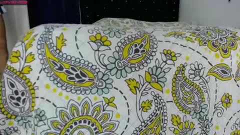 Snapshot of sweet_lady_16 chatting on October 2025 03:04:02 AM Lady online show from October 2025 03:04:02 AM