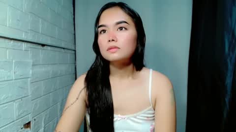 Snapshot of sweet_laika chatting on May 2026 02:39:01 AM LAIKA online show from May 2026 02:39:01 AM