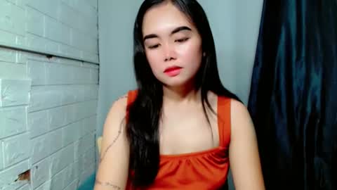 Snapshot of sweet_laika chatting on June 2026 02:05:02 AM LAIKA online show from June 2026 02:05:02 AM