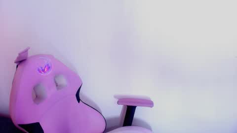 Camila online show from September 2025 12:40:02 PM