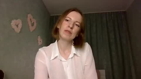 sweet_lilbunny online show from September 2025 05:47:02 PM