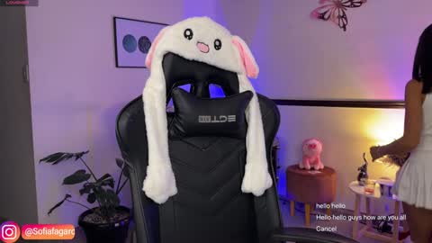 free            private online show from January 2025 12:49:01 AM