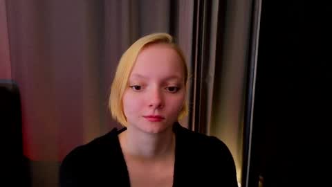 Snapshot of sweet_lynx chatting on April 2026 04:20:02 PM Lana online show from April 2026 04:20:02 PM