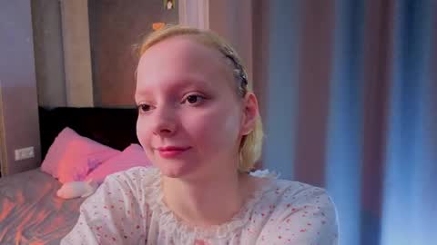 Snapshot of sweet_lynx chatting on April 2026 04:16:02 PM Lana online show from April 2026 04:16:02 PM