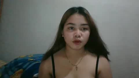 sweet_mae28xx online show from December 2024 05:10:01 AM