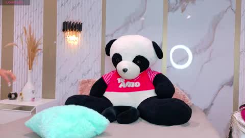 Snapshot of sweet_mafee chatting on December 2025 05:27:01 AM sweet_mafee online show from December 2025 05:27:01 AM