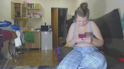 Snapshot of sweet_martinique chatting on October 2025 09:35:02 AM TexasPAWG101 online show from October 2025 09:35:02 AM