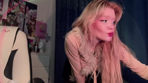 Melissa. Join me on Fansly link in social medias online show from January 2025 10:39:01 PM