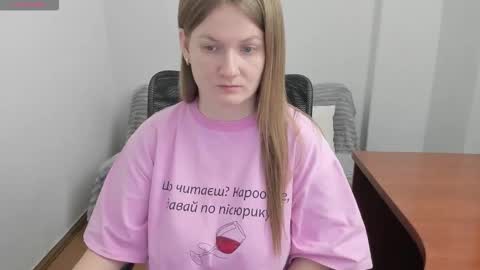 Snapshot of sweet_melody_of_ur_heart chatting on February 2026 06:17:01 PM Mila online show from February 2026 06:17:01 PM