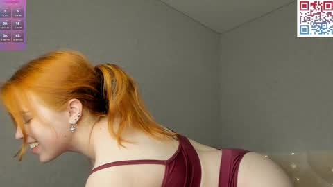 Mia online show from November 2025 01:55:02 PM