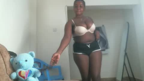 sweet_moh8 online show from November 2025 04:41:01 PM