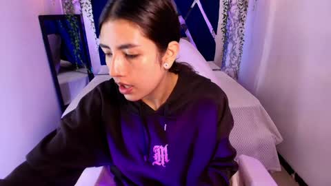 Snapshot of sweet_mussee chatting on February 2026 11:44:01 AM Daniela online show from February 2026 11:44:01 AM