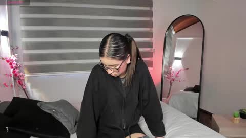 Snapshot of sweet_obsession__ chatting on September 2025 07:40:02 PM Sweet Obsession online show from September 2025 07:40:02 PM