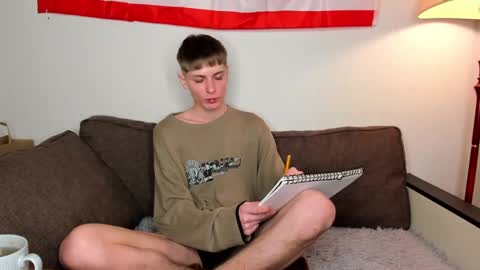 kira online show from December 2024 10:49:02 PM