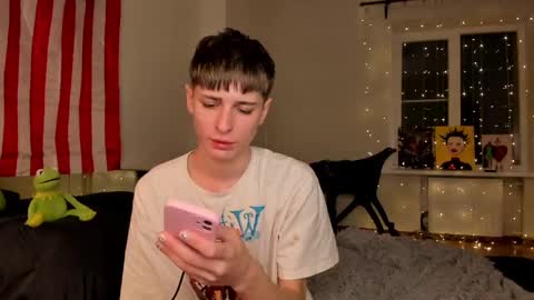 kira online show from December 2024 07:52:02 PM