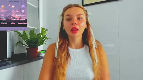 Snapshot of sweet_sabriina chatting on July 2026 06:32:01 AM Sabina online show from July 2026 06:32:01 AM