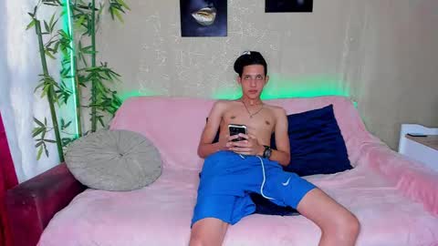 Snapshot of sweet_sin21 chatting on February 2025 08:42:01 PM Start 18 year Noa 19 year online show from February 2025 08:42:01 PM