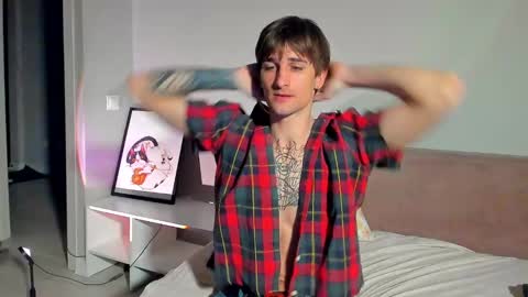 sweet_smith8 online show from February 2025 02:33:01 PM