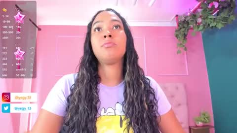 Yeileen online show from October 2025 07:53:01 PM