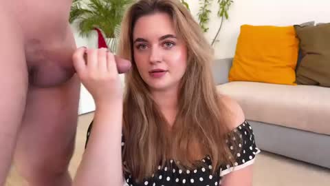 ViolaandVince online show from April 2026 04:11:02 PM