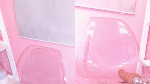 SUSIE online show from October 2025 09:28:02 PM