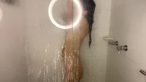     online show from February 2025 12:08:02 PM