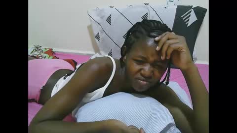 Snapshot of sweet_tattiana chatting on February 2025 10:55:02 PM Tatty online show from February 2025 10:55:02 PM