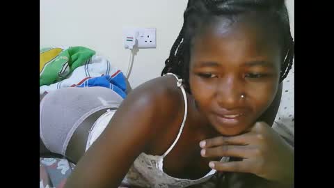 Snapshot of sweet_tattiana chatting on February 2025 07:30:02 PM Tatty online show from February 2025 07:30:02 PM