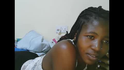 Snapshot of sweet_tattiana chatting on February 2025 07:04:02 AM Tatty online show from February 2025 07:04:02 AM