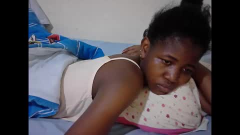 Snapshot of sweet_tattiana chatting on November 2025 02:54:01 AM Tatty online show from November 2025 02:54:01 AM