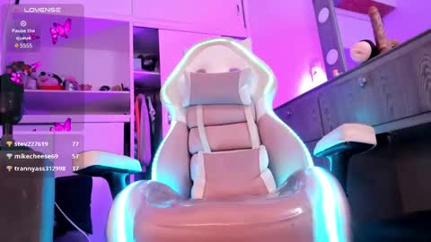          online show from March 2025 12:15:01 AM