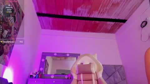          online show from November 2025 08:08:02 PM