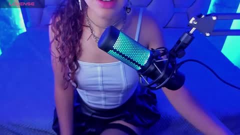 sweet_venus4 online show from February 2025 02:22:02 PM