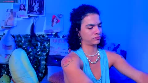 Steven independent model online show from December 2024 03:17:01 PM