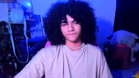 Steven independent model online show from February 2025 04:03:02 AM