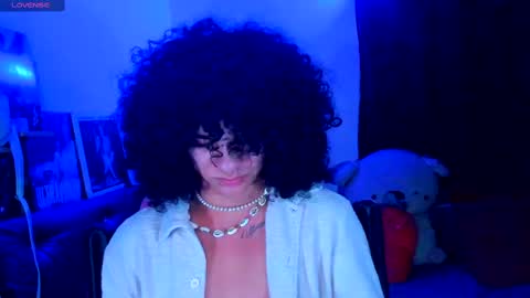 Steven independent model online show from February 2025 08:48:02 AM