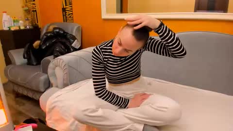 Ale online show from November 2025 08:47:01 PM