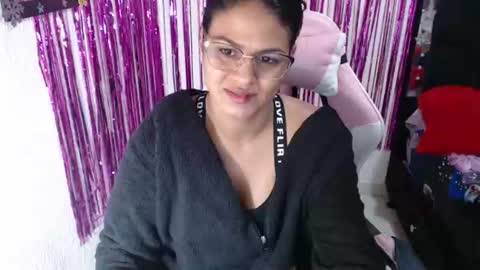Snapshot of sweetalmaa chatting on June 2026 10:13:02 AM Alma online show from June 2026 10:13:02 AM