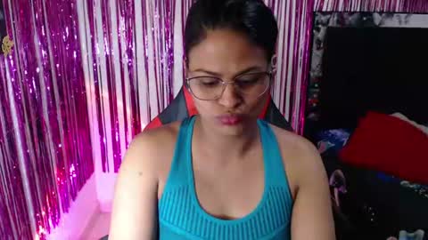 Snapshot of sweetalmaa chatting on June 2026 12:52:01 PM Alma online show from June 2026 12:52:01 PM