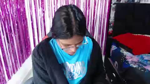 Snapshot of sweetalmaa chatting on June 2026 10:23:01 AM Alma online show from June 2026 10:23:01 AM