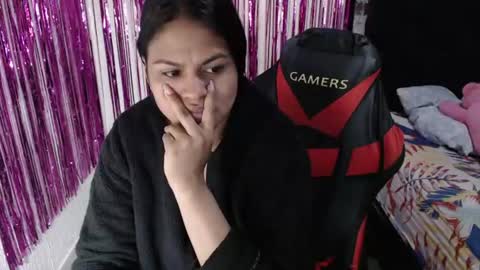 Snapshot of sweetalmaa chatting on June 2026 09:57:02 AM Alma online show from June 2026 09:57:02 AM