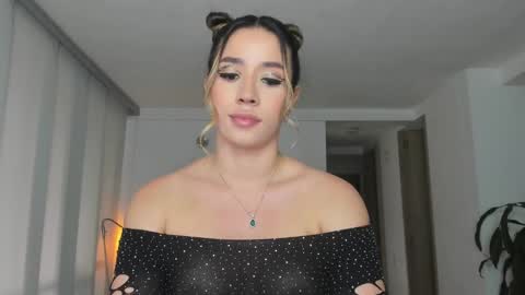 Camila online show from March 2025 06:56:02 PM