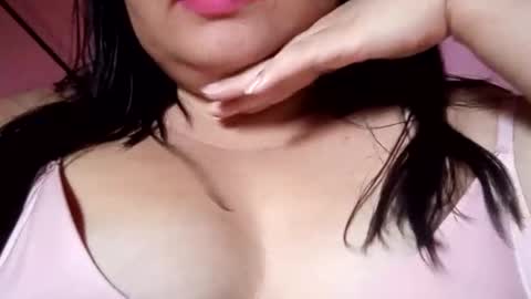 sweetapple808216 online show from December 2024 06:21:01 PM