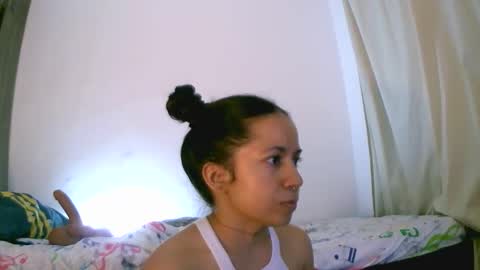 sweetapril_1991 online show from October 2025 10:30:02 PM