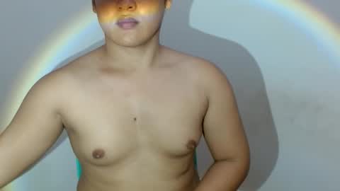 sweetasiangay online show from November 2025 06:43:02 PM