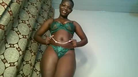 Sweetass online show from June 2026 05:58:01 PM